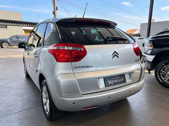 CITROËN-C4-2.0 GLX 16V FLEX 4P AUTOMÁTICO CITROËN-C4-2010
