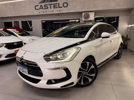 CITROËN-DS5-2013