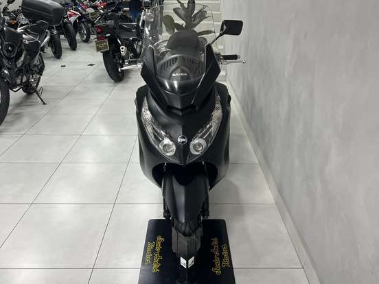 DAFRA-MAXSYM 400i-2021