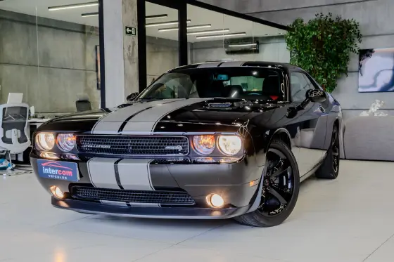 DODGE CHALLENGER 5.7 R/T HEMI V8 GASOLINA 2P AUTOMÁTICO