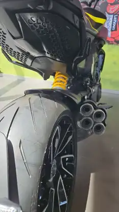 DUCATI-DIAVEL V4-2026