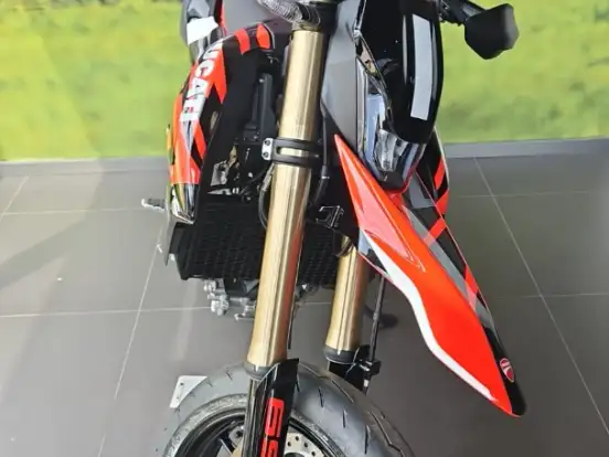 DUCATI-HYPERMOTARD 698 MONO DUCATI-HYPERMOTARD 698 MONO-2025