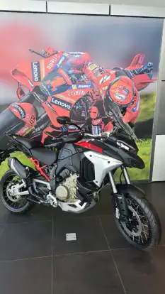 DUCATI-MULTISTRADA 1200 V4 RALLY ADVENTURE-2025