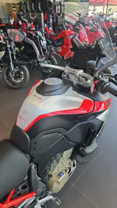 DUCATI-MULTISTRADA 1200 V4 RALLY ADVENTURE-2025
