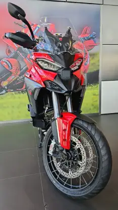 DUCATI-MULTISTRADA 1200 V4 S-2025