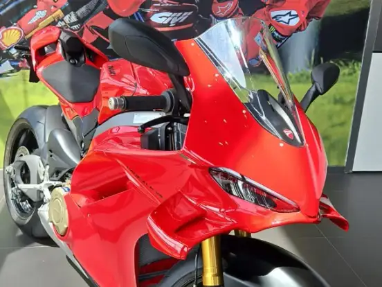 DUCATI-PANIGALE V4 S DUCATI-PANIGALE V4 S-2025