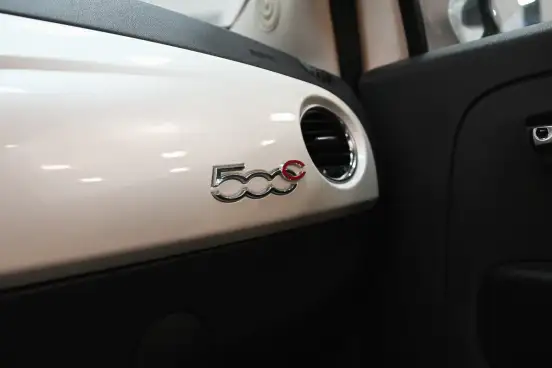 FIAT-500-1.4 CABRIO 16V FLEX 2P AUTOMÁTICO FIAT-500-2014