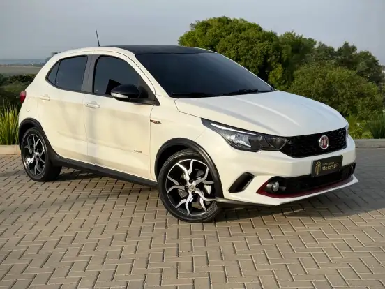 FIAT-ARGO-1.8 E.TORQ FLEX HGT AT6 FIAT-ARGO-2017