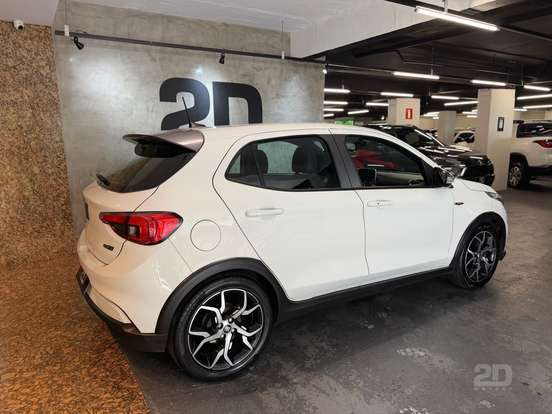 FIAT-ARGO-1.8 E.TORQ FLEX HGT AT6 FIAT-ARGO-2017