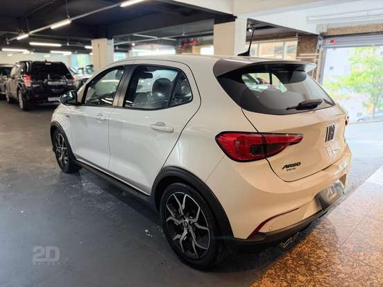 FIAT-ARGO-1.8 E.TORQ FLEX HGT AT6 FIAT-ARGO-2017