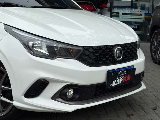 FIAT-ARGO-1.8 E.TORQ FLEX HGT MANUAL FIAT-ARGO-2017