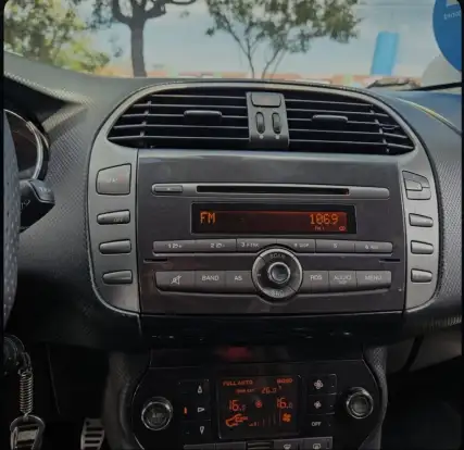 FIAT-BRAVO-2011