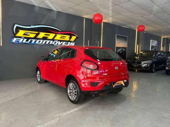 FIAT-BRAVO-1.8 ESSENCE 16V FLEX 4P AUTOMATIZADO FIAT-BRAVO-2015