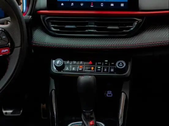 FIAT-FASTBACK-1.3 TURBO 270 FLEX ABARTH AT6 FIAT-FASTBACK-2024