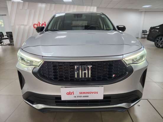 FIAT-FASTBACK-2024