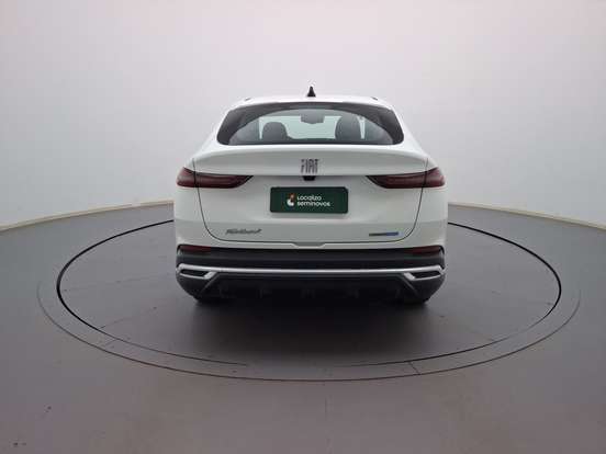 FIAT-FASTBACK-2025