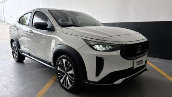 FIAT-FASTBACK-1.0 TURBO 200 HYBRID AUDACE CVT FIAT-FASTBACK-2024