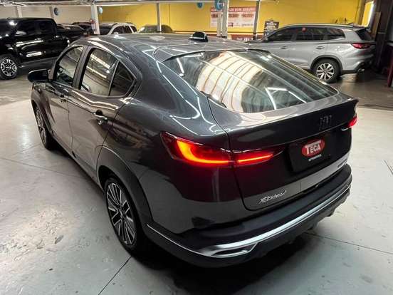 FIAT-FASTBACK-1.0 TURBO 200 HYBRID AUDACE CVT FIAT-FASTBACK-2025