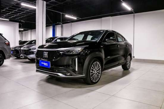 FIAT-FASTBACK-2023