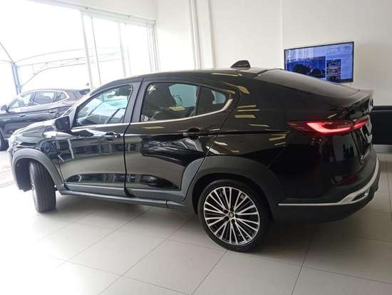 FIAT-FASTBACK-2024