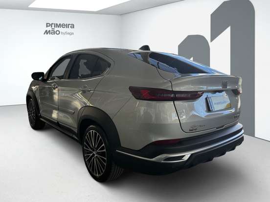 FIAT-FASTBACK-2024