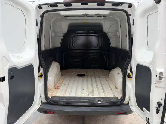 FIAT-FIORINO-2021