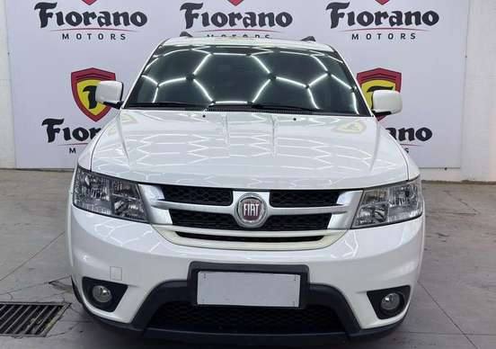 FIAT-FREEMONT-2014