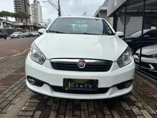 FIAT-GRAND SIENA-1.6 MPI ESSENCE 16V FLEX 4P AUTOMATIZADO FIAT-GRAND SIENA-2014