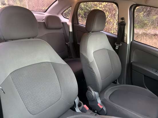 FIAT-GRAND SIENA-2014