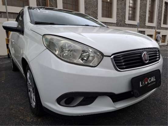 FIAT-GRAND SIENA-2015