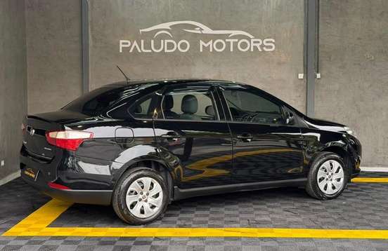 FIAT-GRAND SIENA-2016