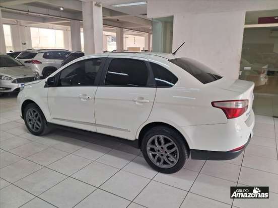 FIAT-GRAND SIENA-2016