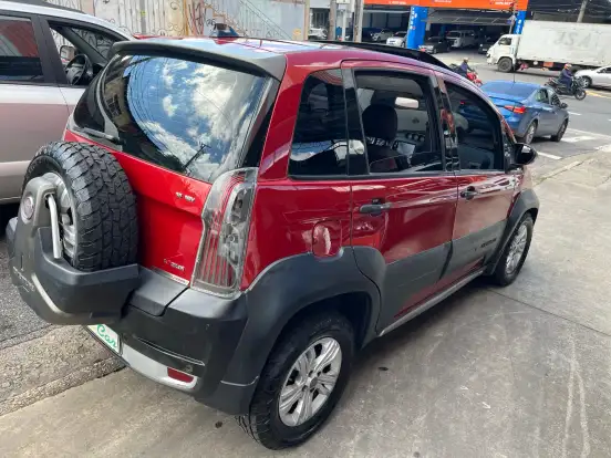 FIAT-IDEA-1.8 MPI ADVENTURE 8V FLEX 4P AUTOMATIZADO FIAT-IDEA-2011