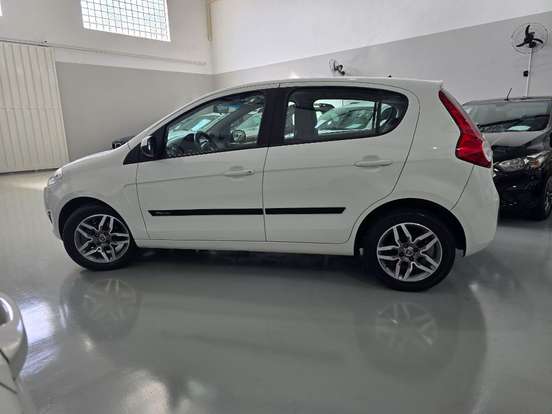 FIAT-PALIO-1.0 MPI ATTRACTIVE 8V FLEX 4P MANUAL FIAT-PALIO-2014