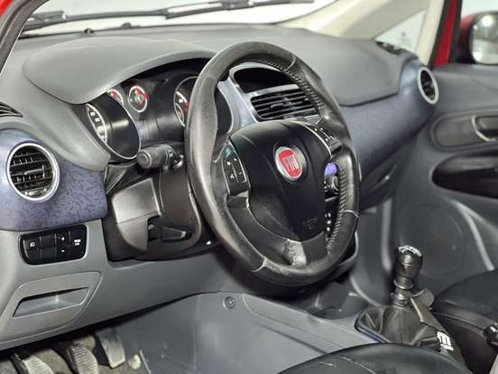 FIAT-PUNTO-1.4 ATTRACTIVE 8V FLEX 4P MANUAL FIAT-PUNTO-2014