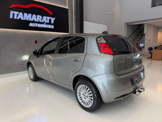 FIAT-PUNTO-1.4 ATTRACTIVE 8V FLEX 4P MANUAL FIAT-PUNTO-2010