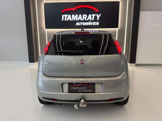 FIAT-PUNTO-1.4 ATTRACTIVE 8V FLEX 4P MANUAL FIAT-PUNTO-2010