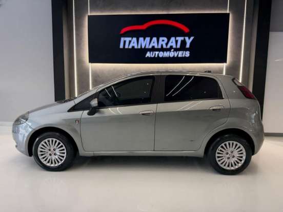 FIAT-PUNTO-2010