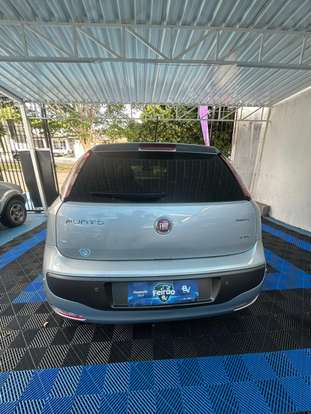 FIAT-PUNTO-1.6 ESSENCE 16V FLEX 4P AUTOMATIZADO FIAT-PUNTO-2013