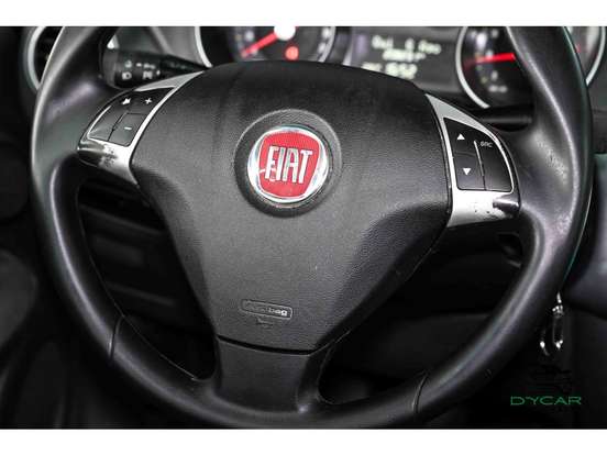 FIAT-PUNTO-1.6 ESSENCE 16V FLEX 4P MANUAL FIAT-PUNTO-2013