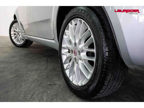 FIAT-PUNTO-1.6 ESSENCE 16V FLEX 4P MANUAL FIAT-PUNTO-2012