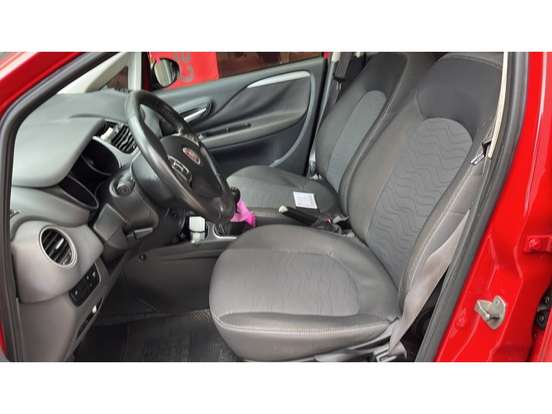 FIAT-PUNTO-2014