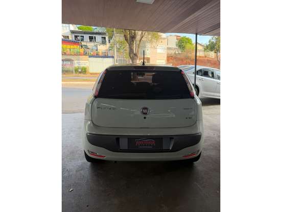 FIAT-PUNTO-2016