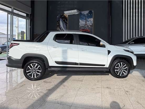 FIAT-STRADA-2023