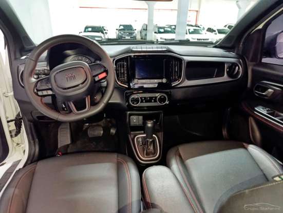 FIAT-STRADA-2024