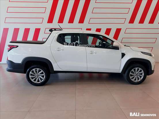 FIAT-STRADA-2024