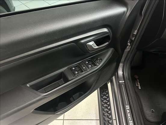 FIAT-STRADA-2023