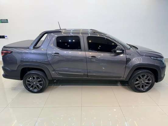 FIAT-STRADA-2024