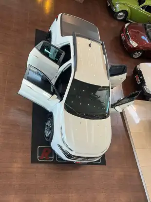 FIAT-TORO-2023