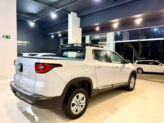 FIAT-TORO-1.8 16V EVO FLEX FREEDOM AT6 FIAT-TORO-2018